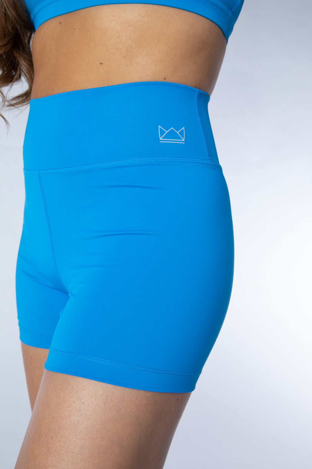 ENERGY High Rise 4.5" Performance Shorts